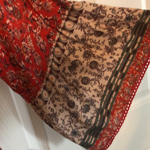 ANGIE NWT Off Shoulder Red Long Sleeve Shorts Bohemian Romper Jumpsuit LARGE - Picture 5 of 8